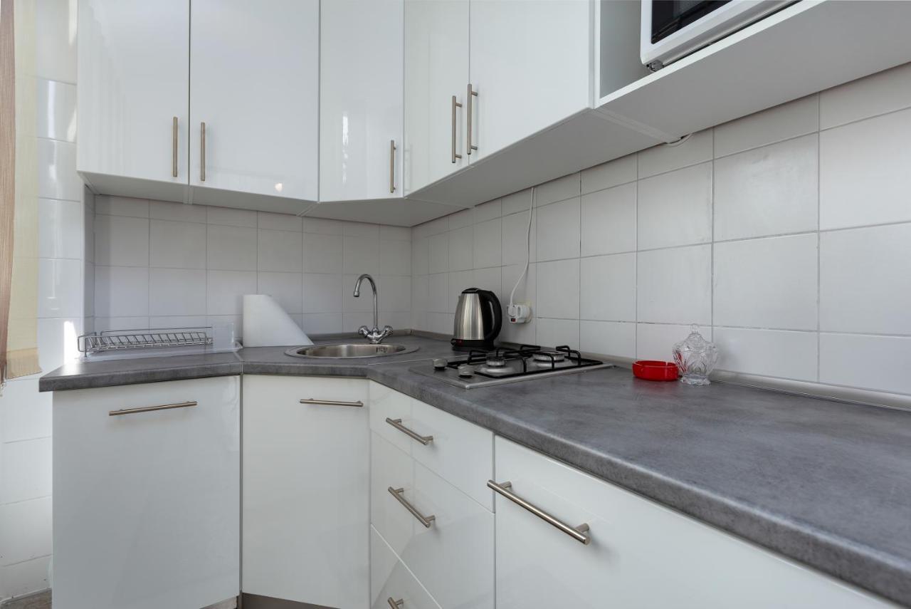 Apartments Smaila 1729 Пула Екстериор снимка